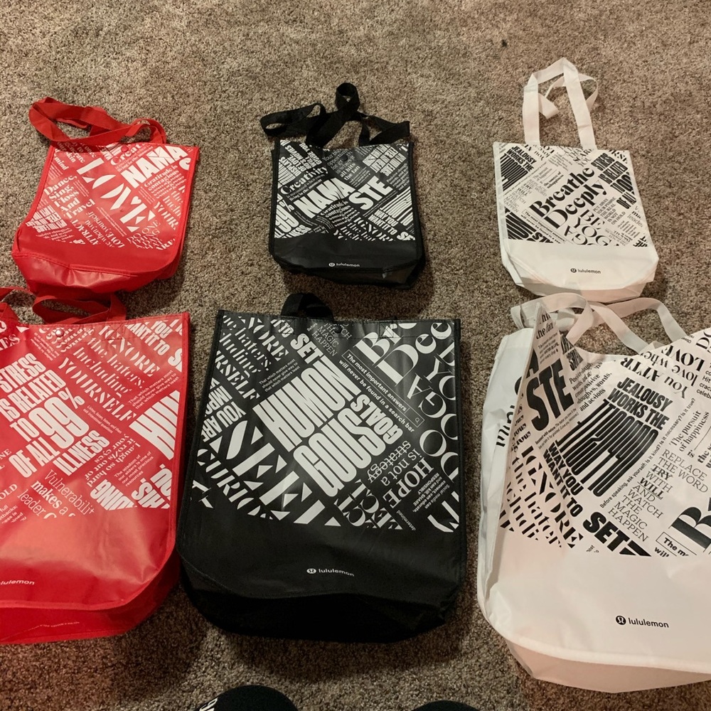 Lululemon tote bags set